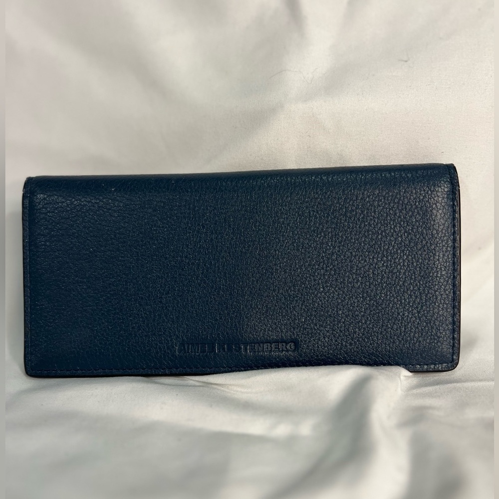 Amiee Kestenberg bifold wallet
